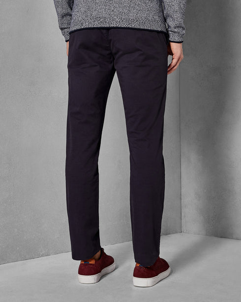 <P Class="Title_Title__3Pbf0" Data-Testid="Product:Title"><Span Style="Text-Decoration: Underline;">Seleb Slim Fit Chinos<...